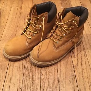 Youth Timberland 6-inch Classic Boot